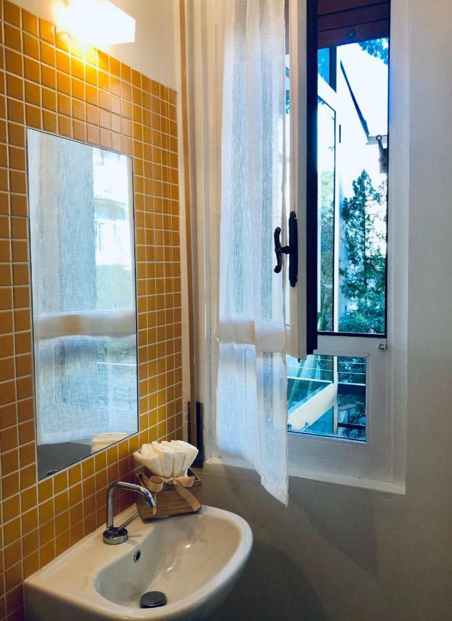Florence Liberta Apartment With Balcony Εξωτερικό φωτογραφία
