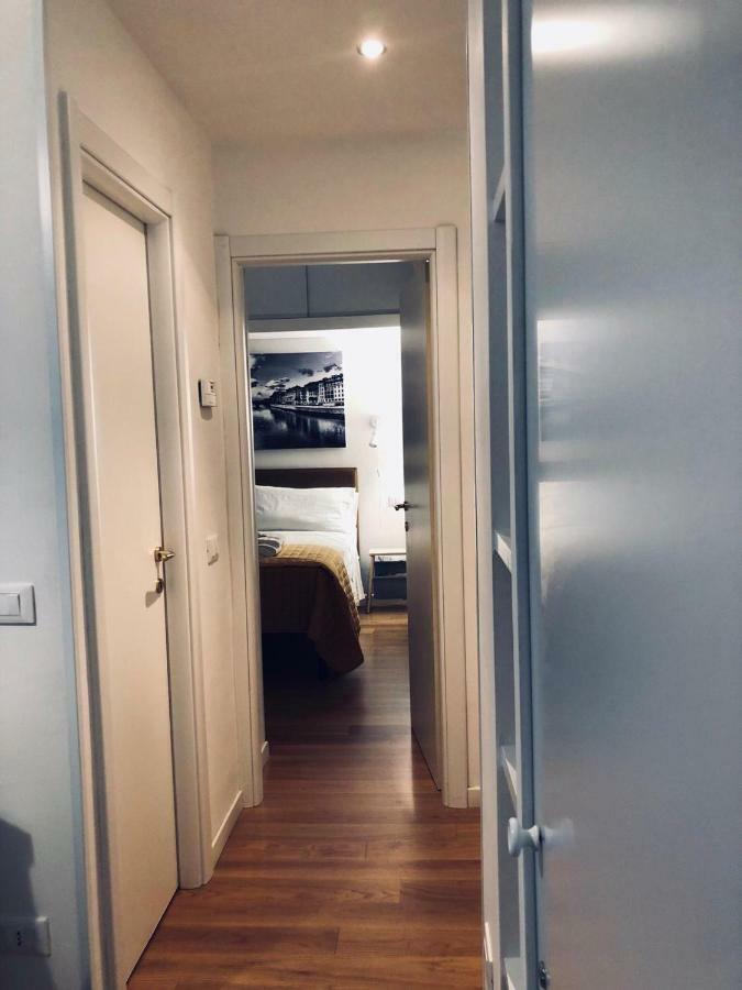 Florence Liberta Apartment With Balcony Εξωτερικό φωτογραφία
