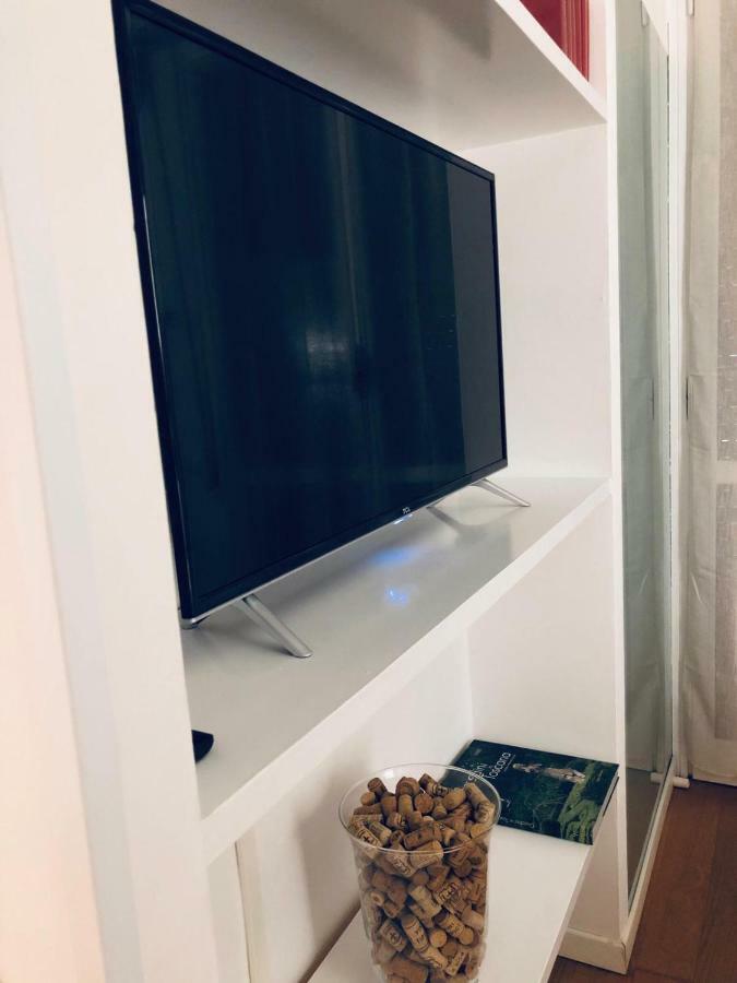 Florence Liberta Apartment With Balcony Εξωτερικό φωτογραφία
