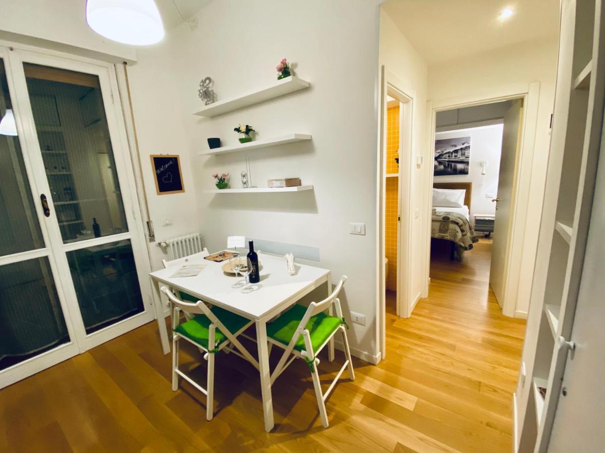 Florence Liberta Apartment With Balcony Εξωτερικό φωτογραφία